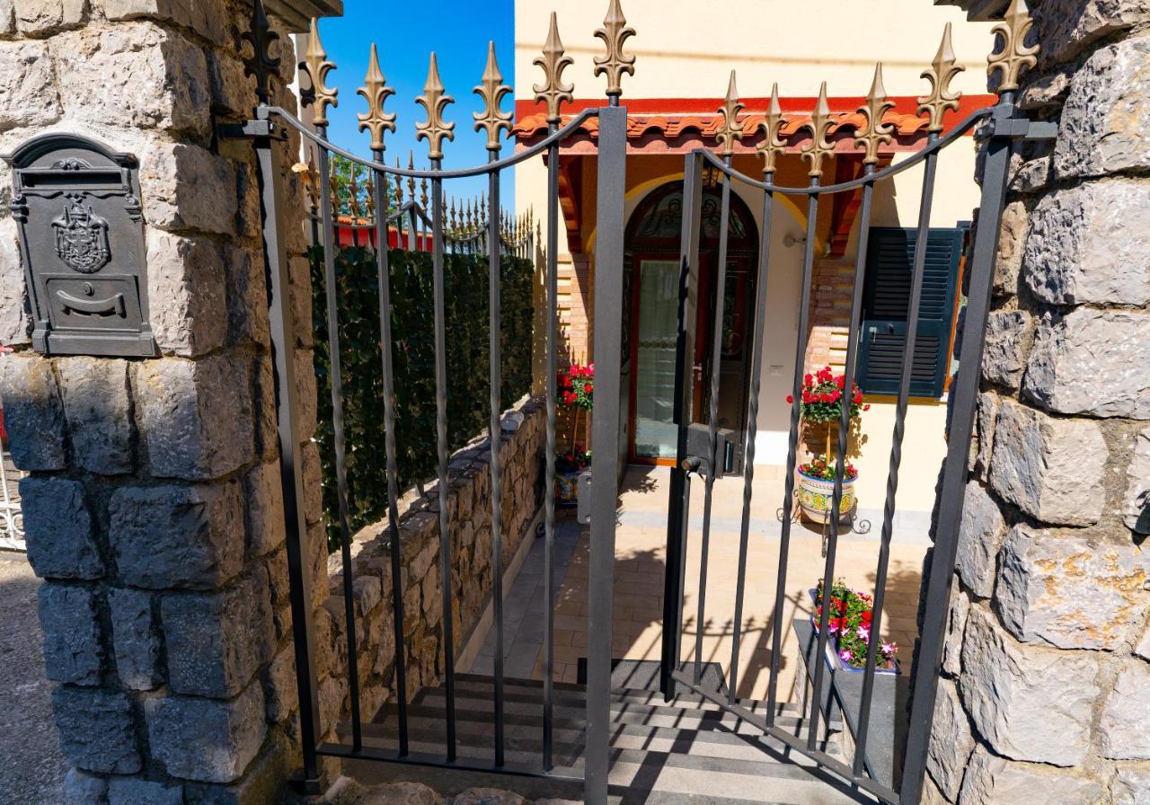 فيلا Casa Mariateresa فيكو إيكوينس المظهر الخارجي الصورة